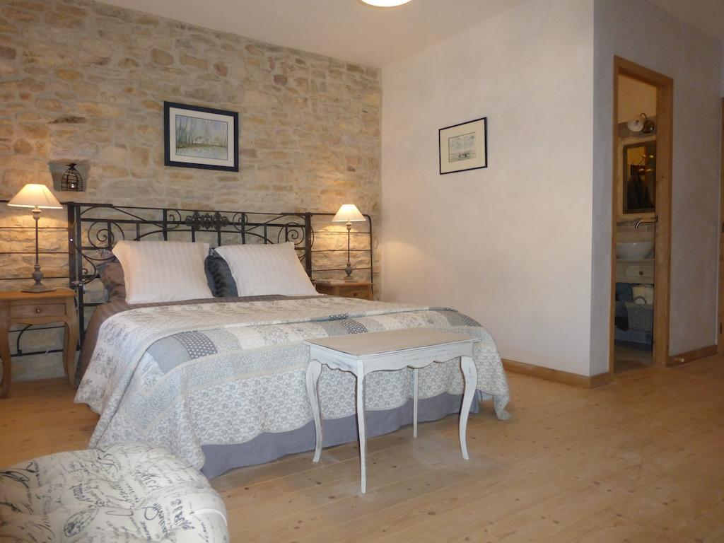 Chambres D'Hotes Bered Vuillemin Baume-les-Dames Szoba fotó