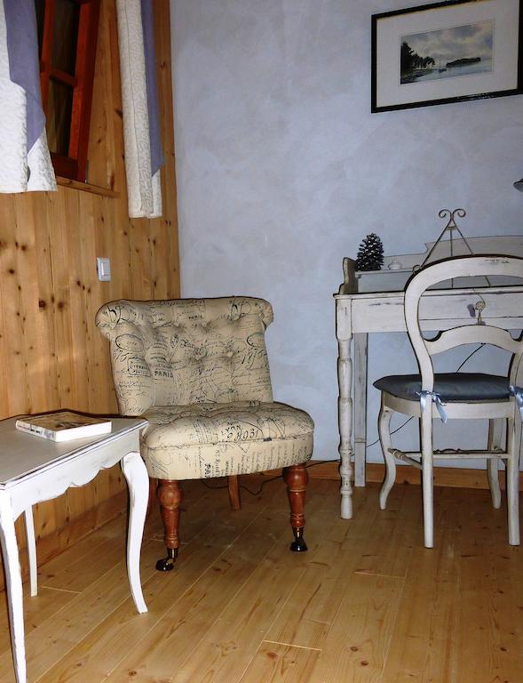 Chambres D'Hotes Bered Vuillemin Baume-les-Dames Szoba fotó